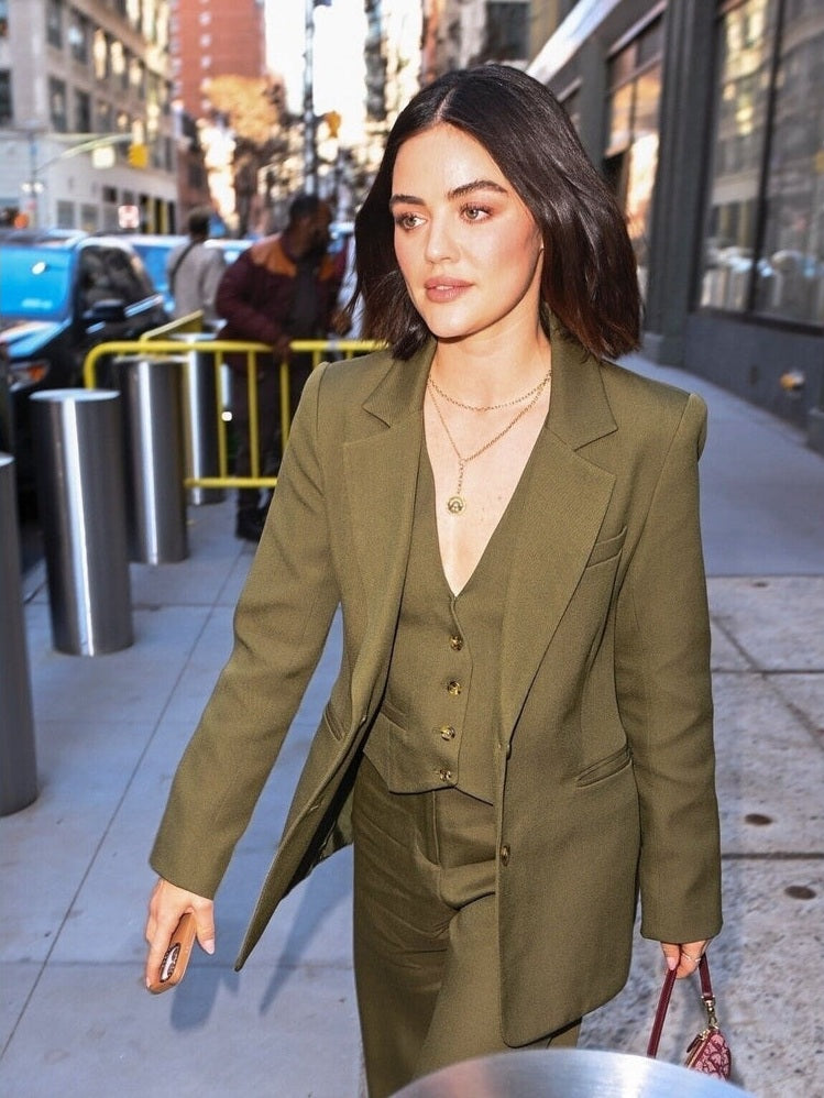 Lucy Hale 8.5 x 11 Candid Color Photograph Art Print Photo Picture Collectibles:Photographic Images:Photographs Style Your Walls